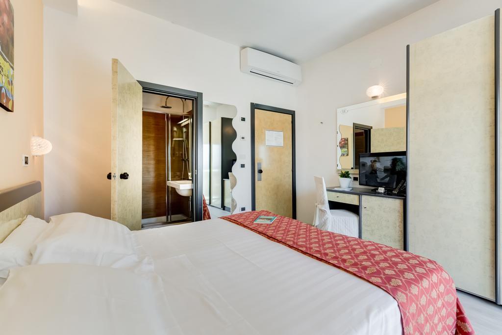Hotel Europa Beach Village Giulianova Habitación foto