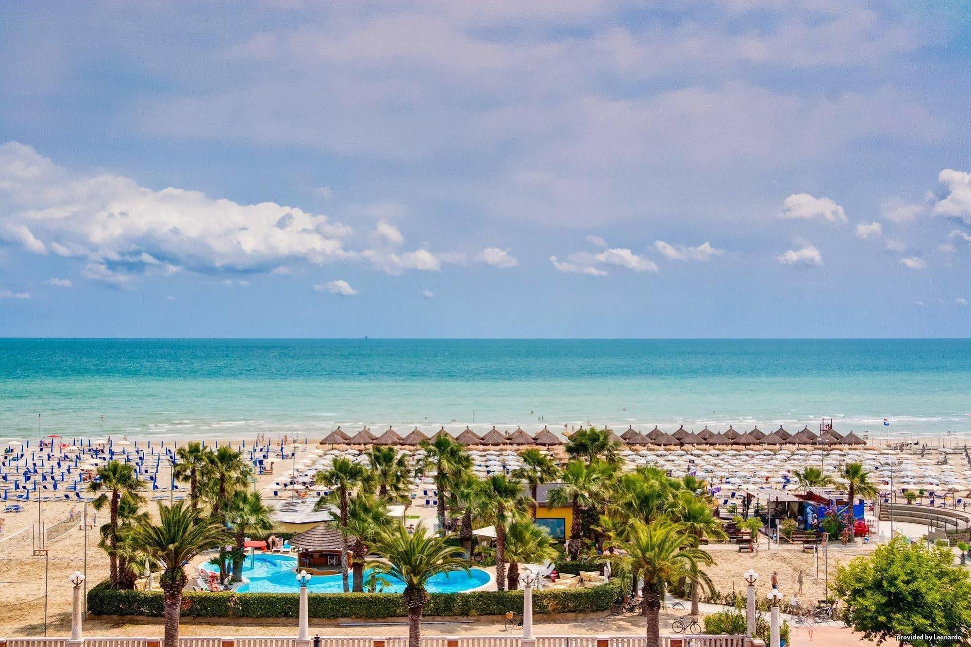 Hotel Europa Beach Village Giulianova Exterior foto